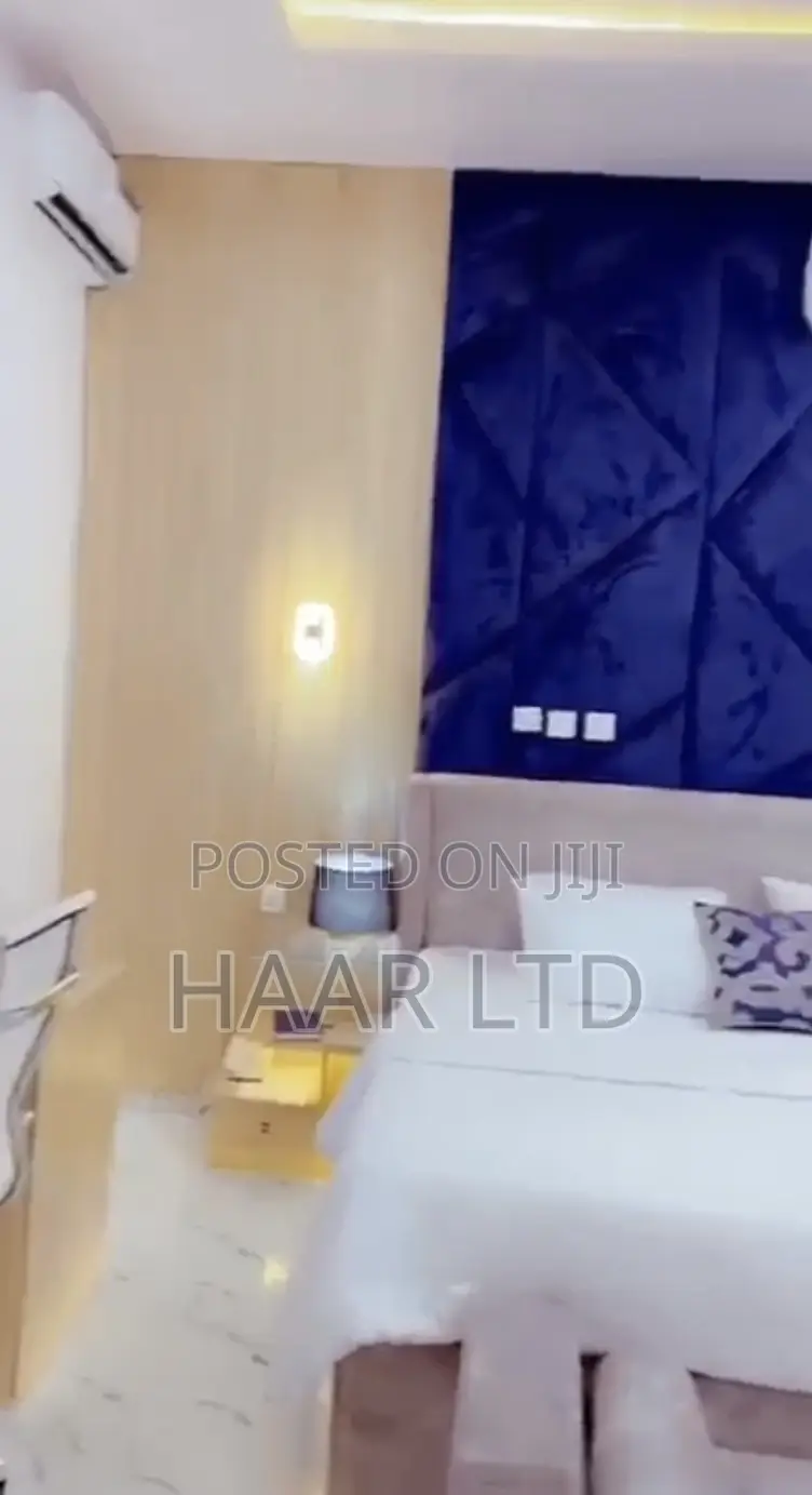 Luxurious Weekly Apartment Per Week in Chevron