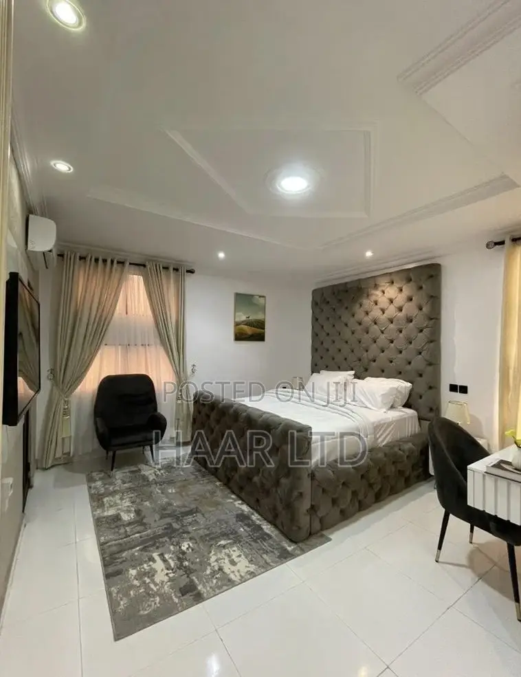 2bedroom Duplex With Private Pool (Can Accept Party) in Lekki Phase 1
