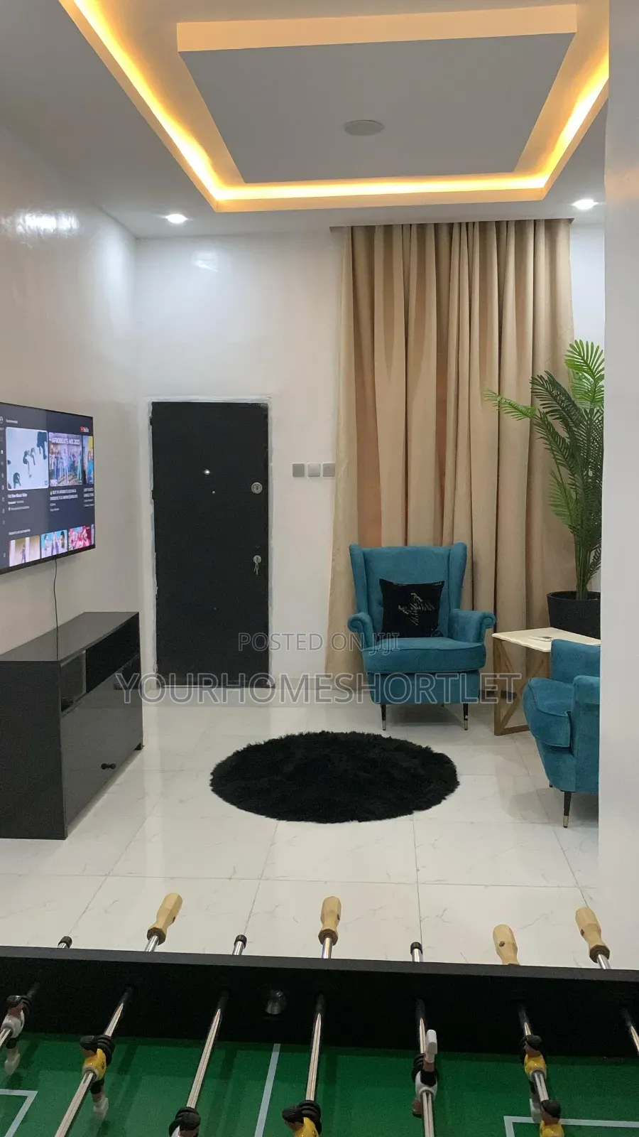 4 Bedroom Duplex With Snooker, Tennis Board, Party Allowed in Chevron