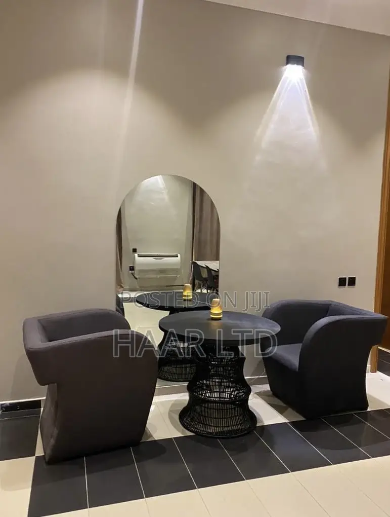 Luxurious Two (2) Bedroom Shortlet Service Apartment in Ahmadu Bello Way