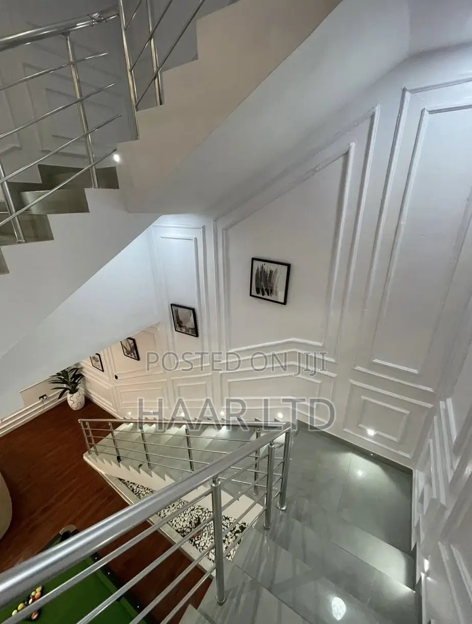 4 Bedroom Seaview Apartment With Pool, Gym and Snooker in Lekki Phase 1