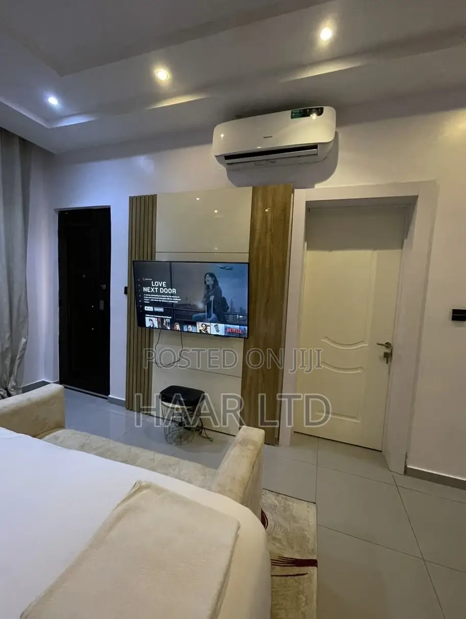 4 Bedroom Seaview Apartment With Pool, Gym and Snooker in Lekki Phase 1