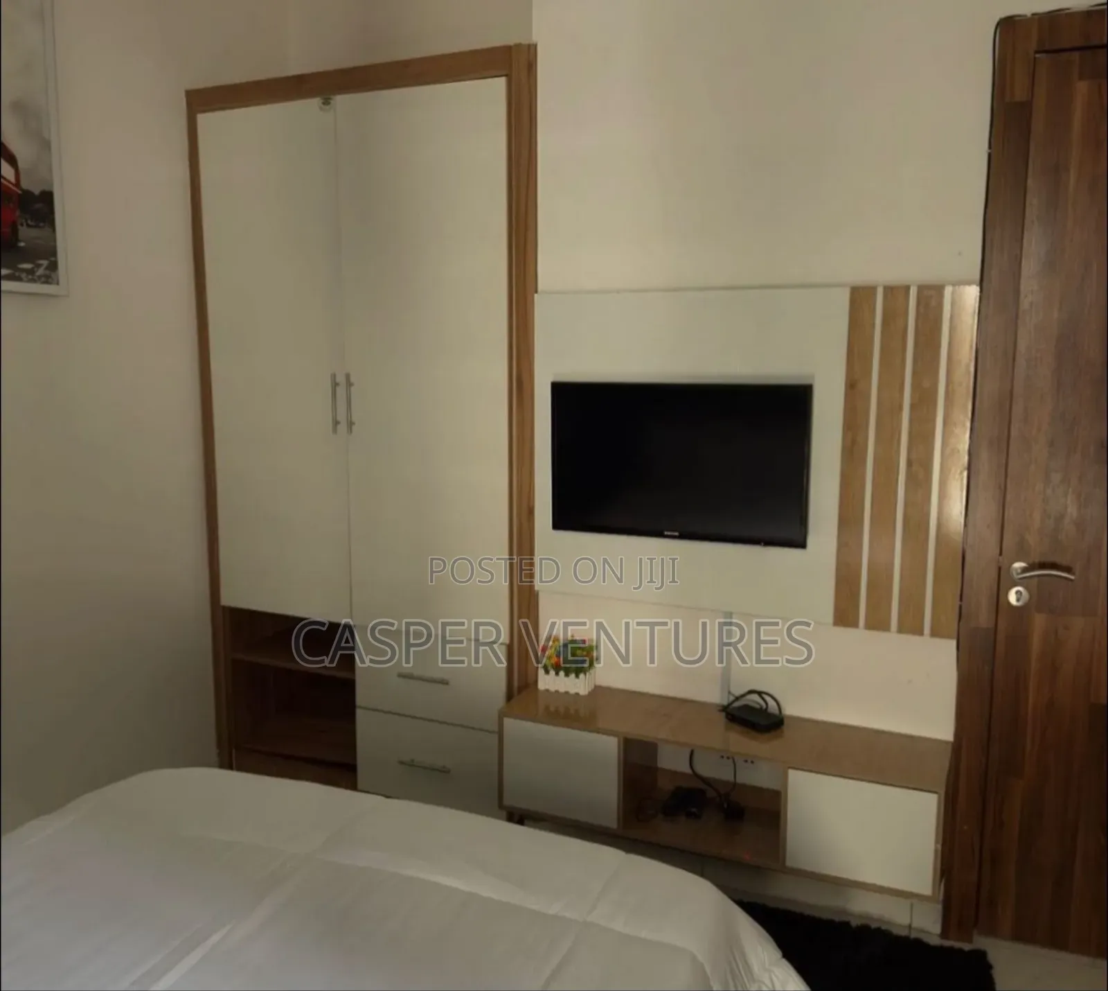 Colorful Weekly and Monthly Apartment in Lekki Phase 2