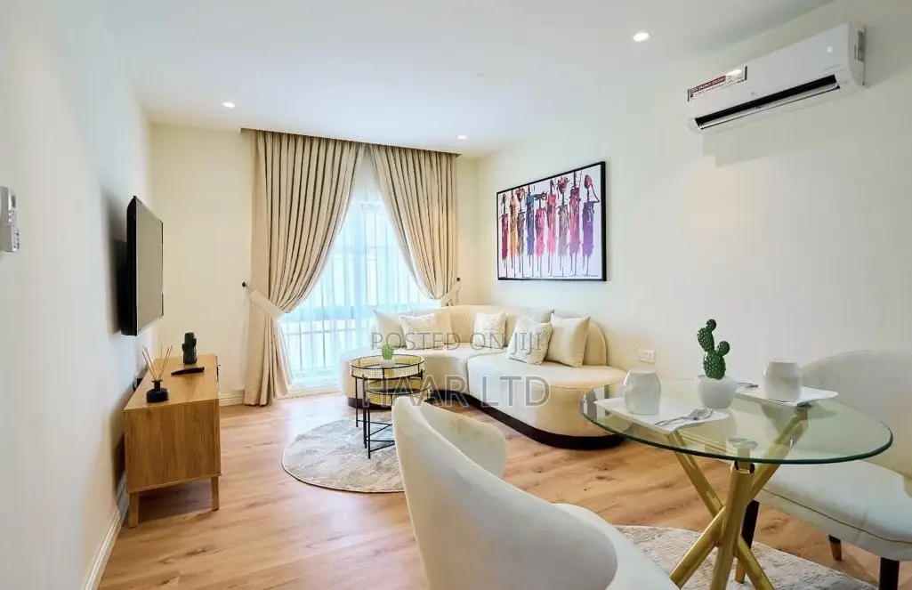 Artistic Luxury 1bedroom Apartment in Lekki Phase 1