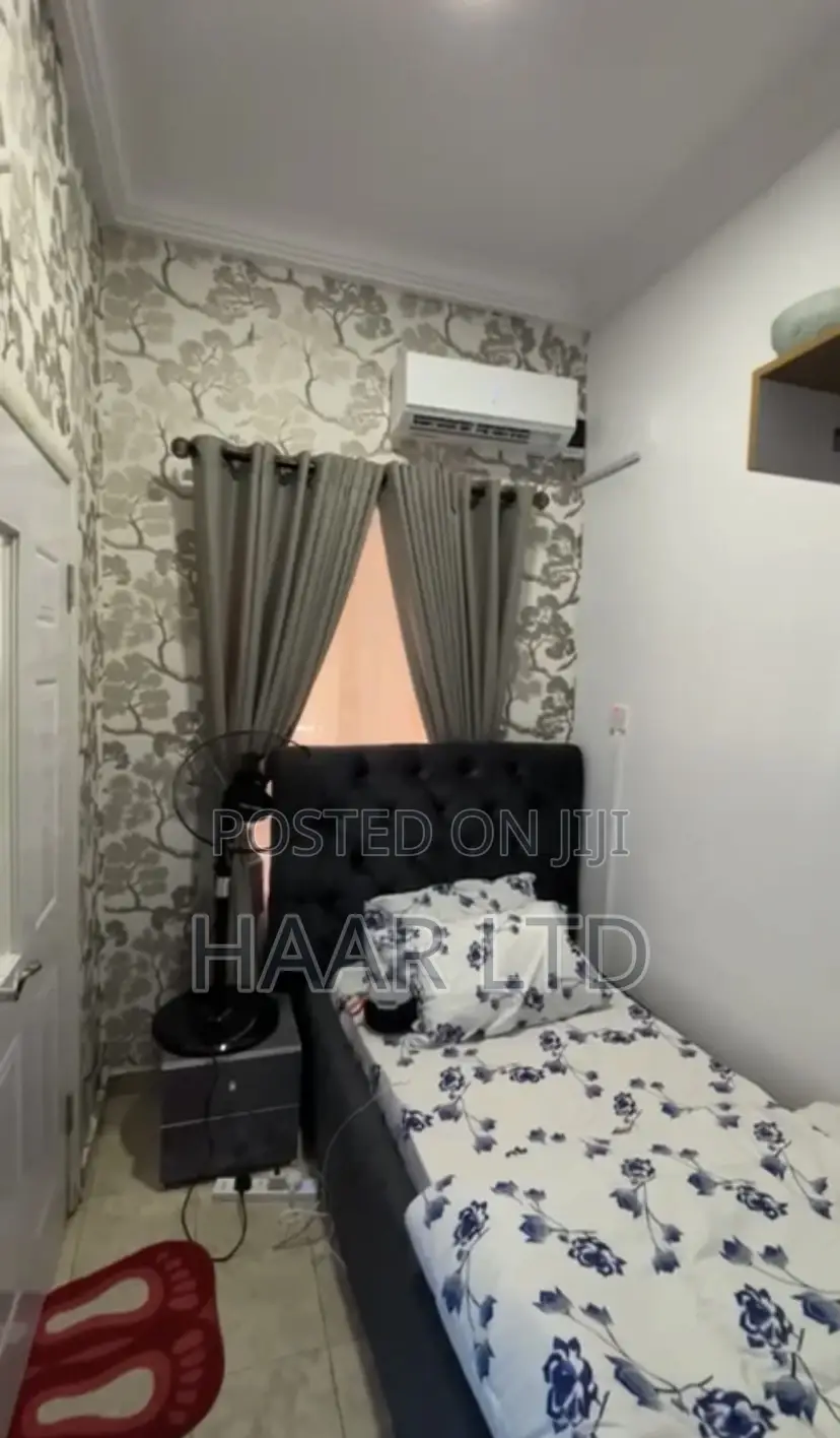 Monthly Room Per Month(Bq) With 24 HRS Light and Ac in Lagos Island / Lagos Island