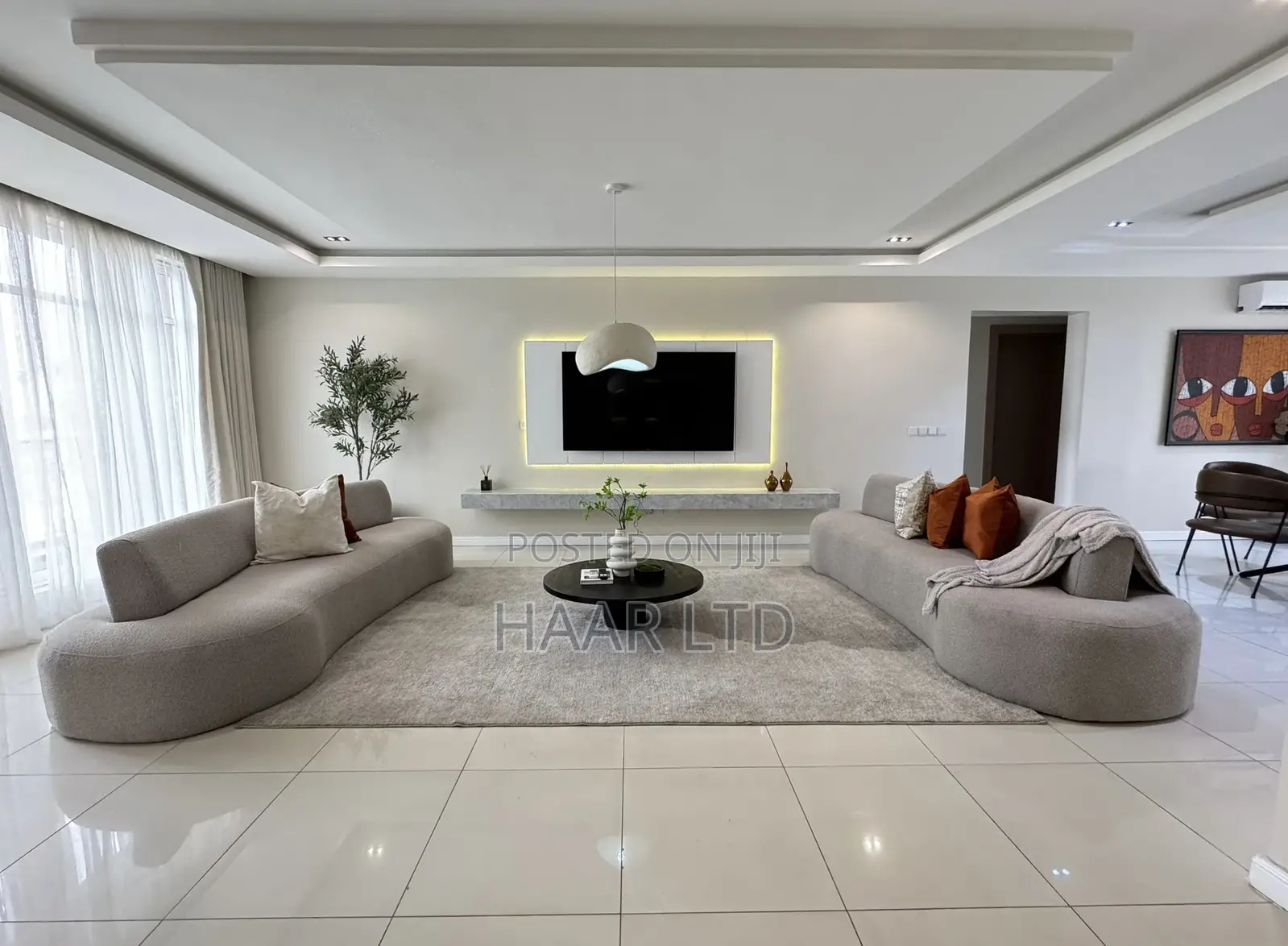 Spacious 3bedroom Apartment With Swimming Pool. in Ahmadu Bello Way