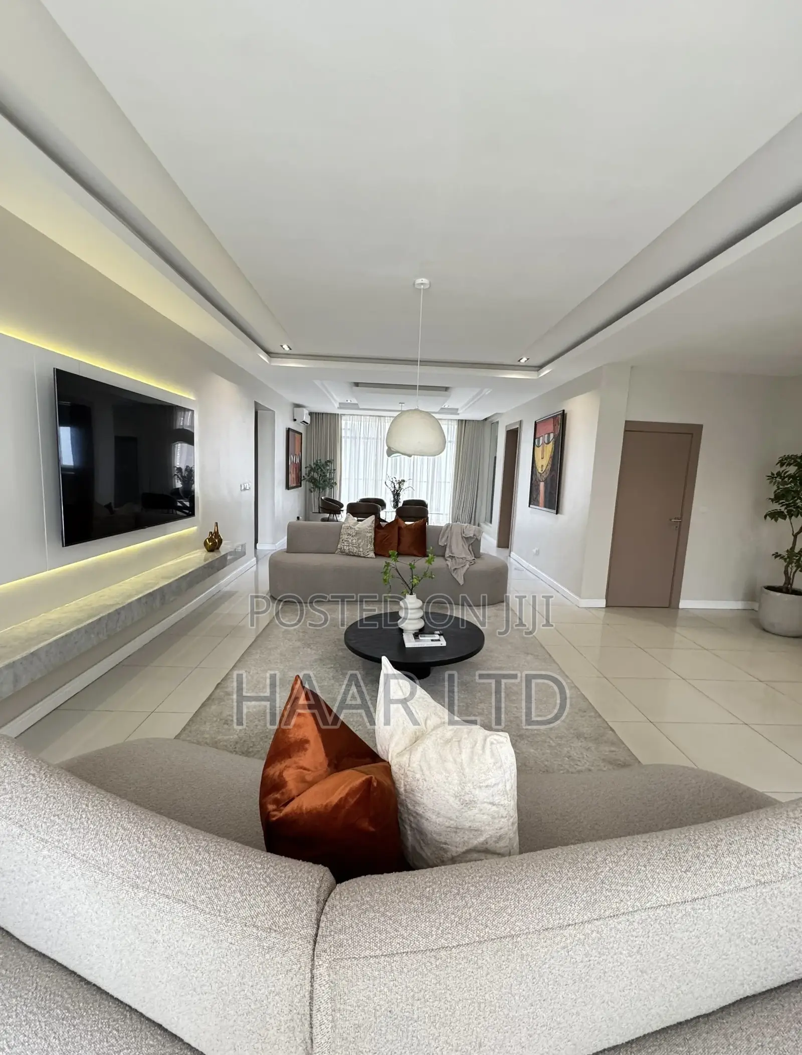 Spacious 3bedroom Apartment With Swimming Pool. in Ahmadu Bello Way