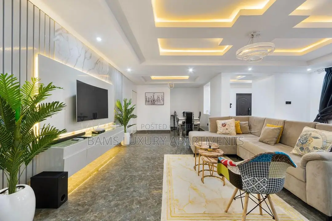 3 Bed + 3.5 Bath With Swimming Pool and Snooker Table in Victoria Island