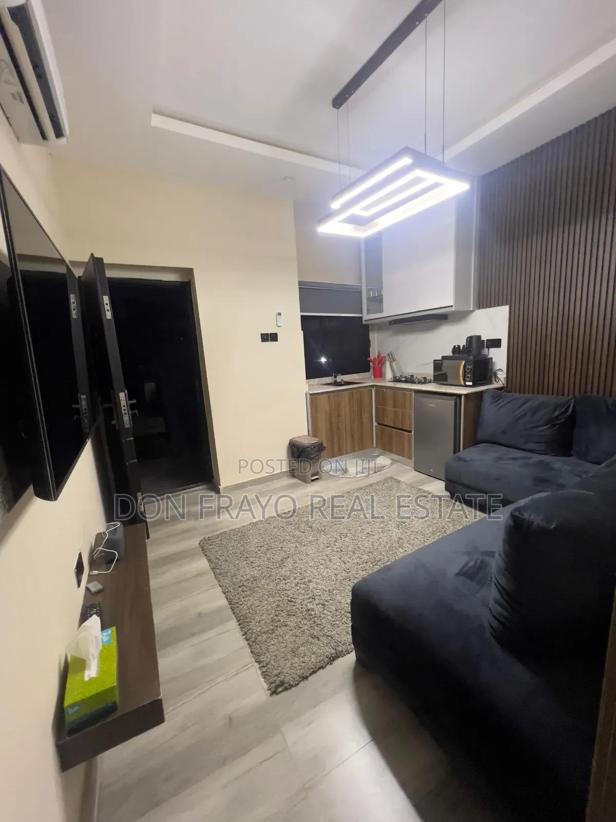 1 Bed Parlor Short Let in Ikolaba Estate Agodi Gra Area in Bodija
