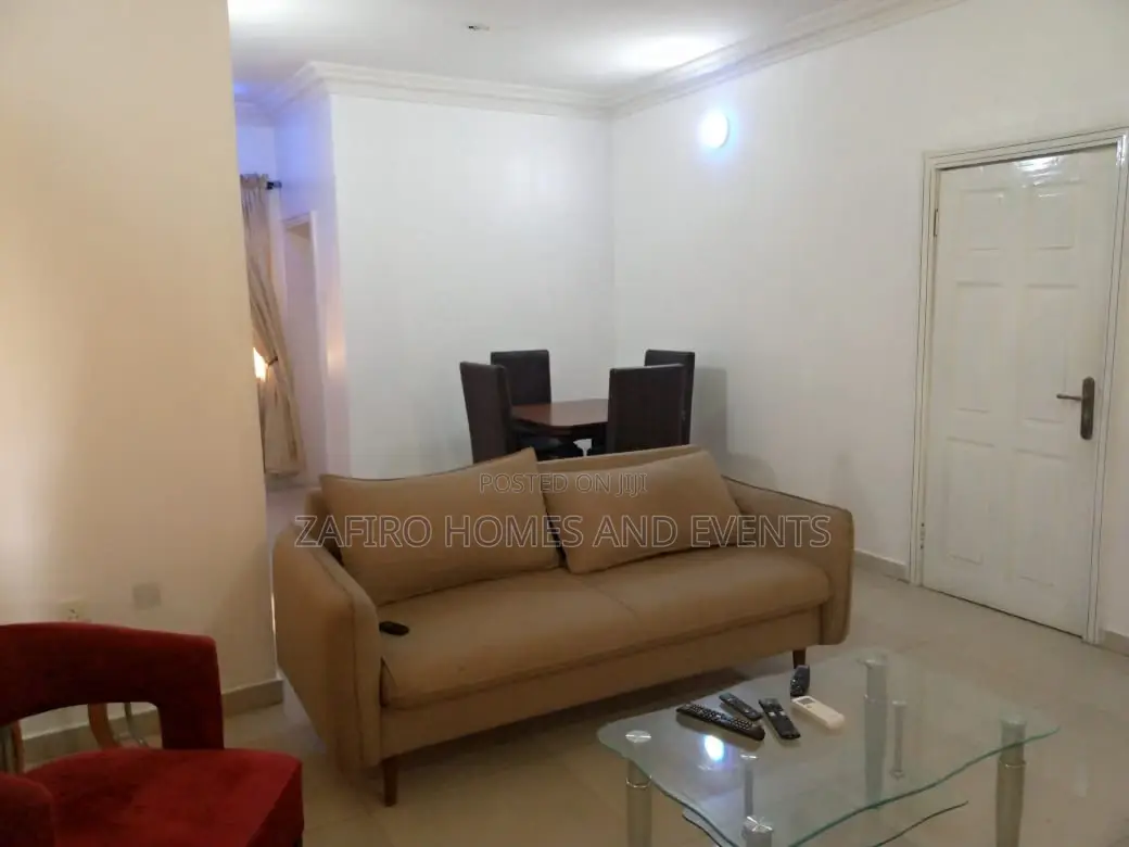 Strategic 1 Bedroom Shortlet Apartment at Bodija in Bodija