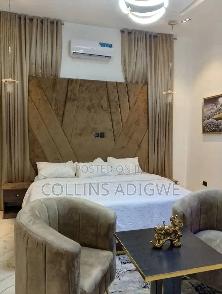 5 Bedroom Duplex Fully Detached for Shortlet in VGC / Ajah