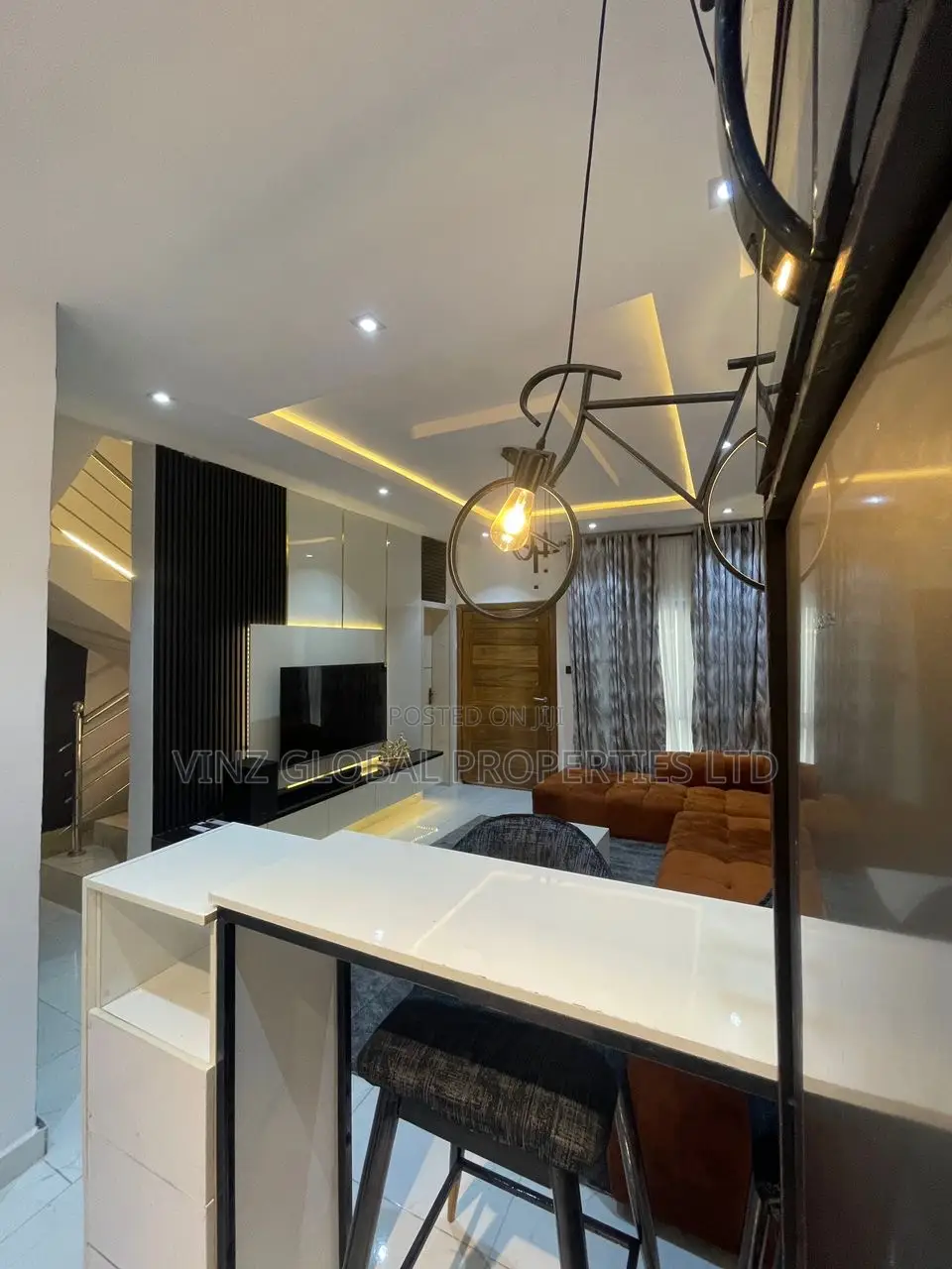 Cozy 2 Bedroom Terrace Duplex With Ps5 and Swimming Pool in Ajah