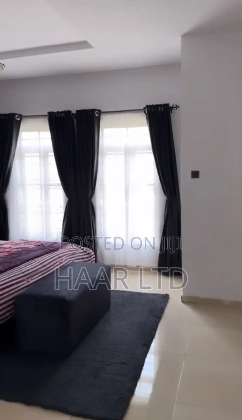 Monthly Shared Apartment Per Month or Per Week in Lekki