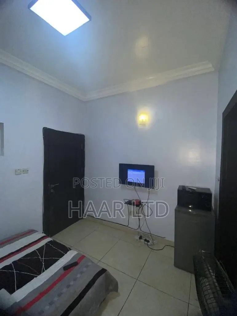 Equipped Room Shortlet With 24hrs Light Wifi and Pool in Lekki Phase 2