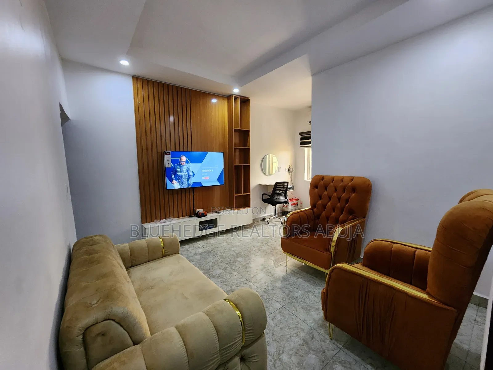 Newly Furnished Premium Luxury One (1) Bedroom Apartment in Zone 1 / Wuse