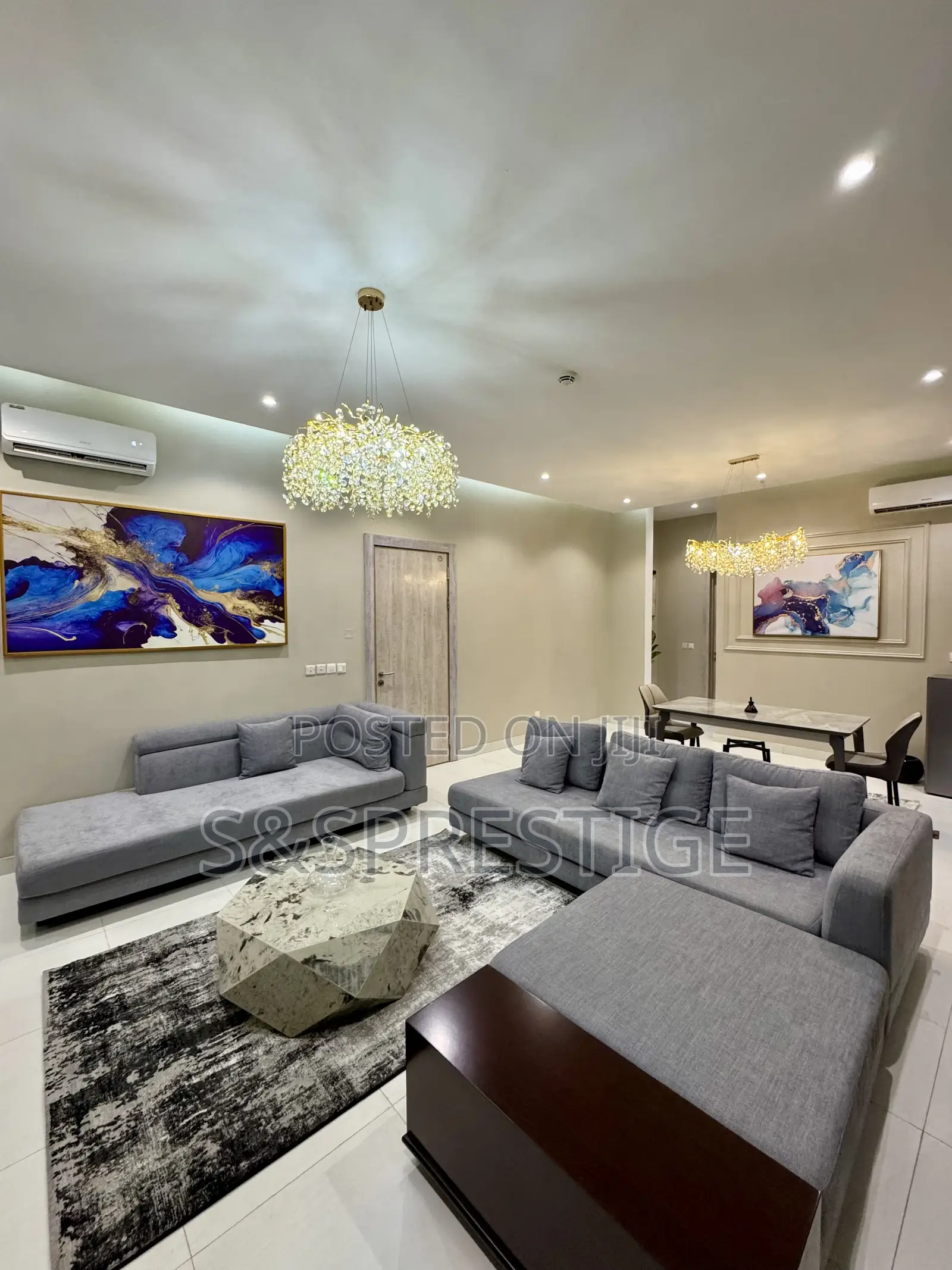 Luxurious One Bedroom Apartment With Roof Top Terrace in Lekki Phase 1