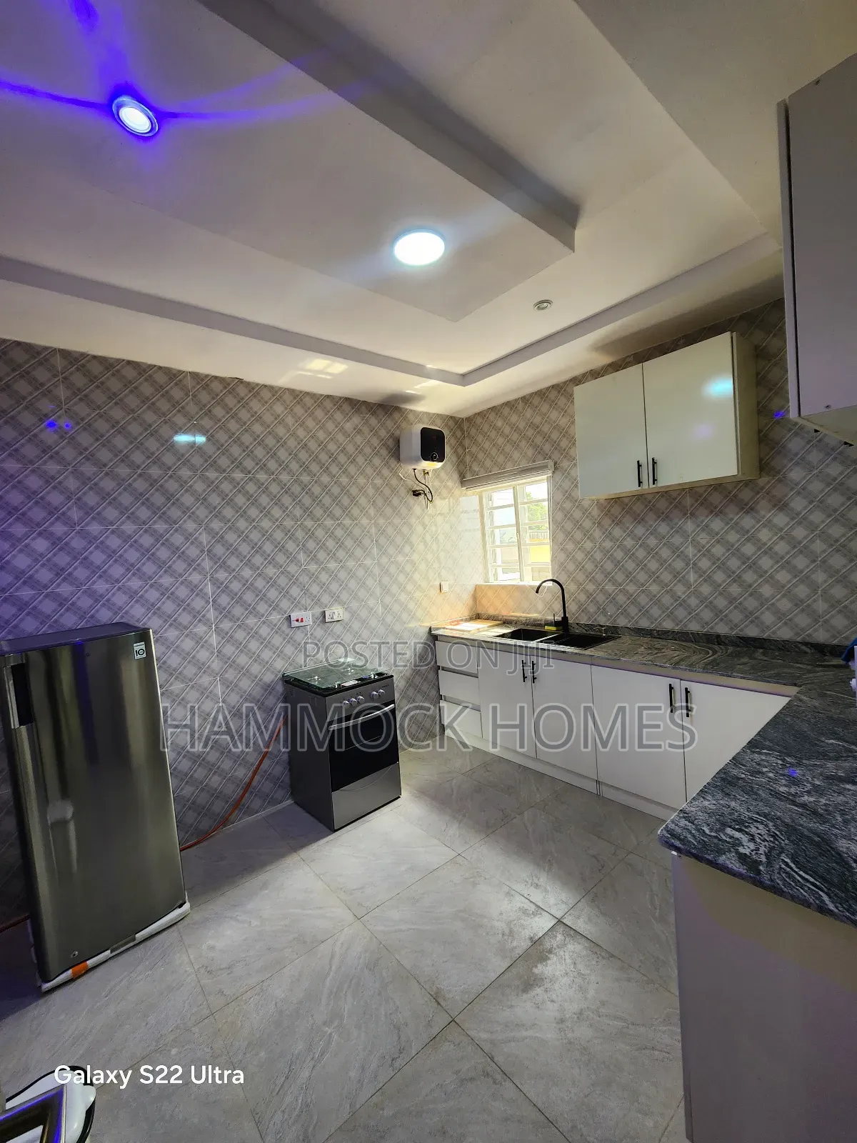 Tastefully Finished Luxurious 2-Bedroom Flat at Awolowo BDJ in Bodija