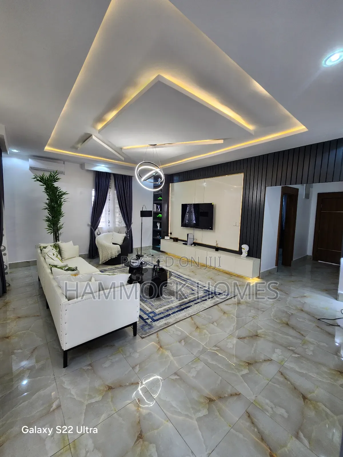 Tastefully Finished Luxurious Room And Parlor Self Contained in Bodija