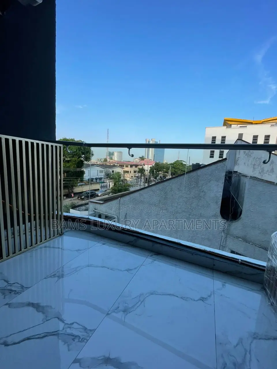 Posh 2 Bedroom Flat in a Posh Neighborhood + PS4 in Victoria Island
