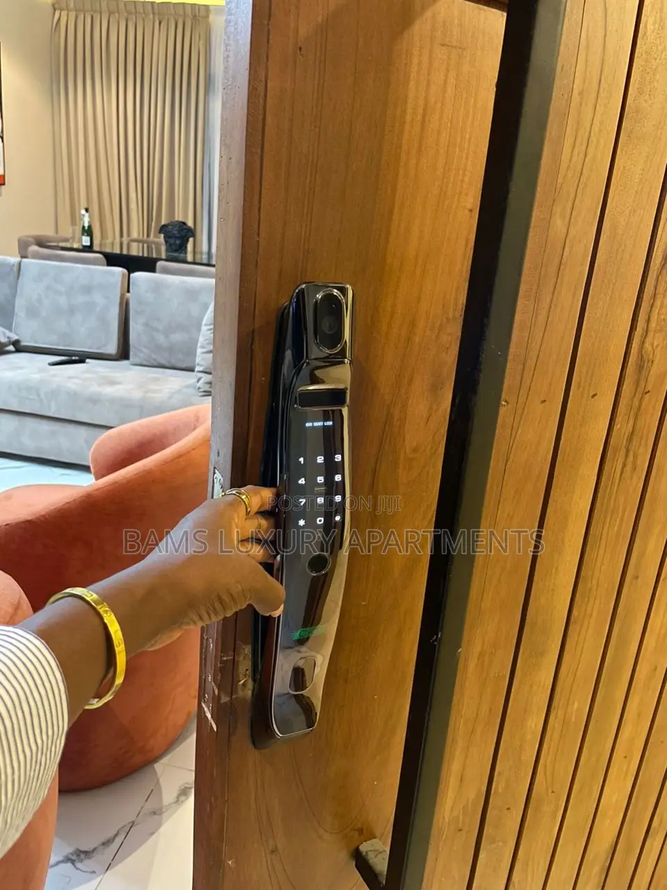 Posh 2 Bedroom Flat in a Posh Neighborhood + PS4 in Victoria Island