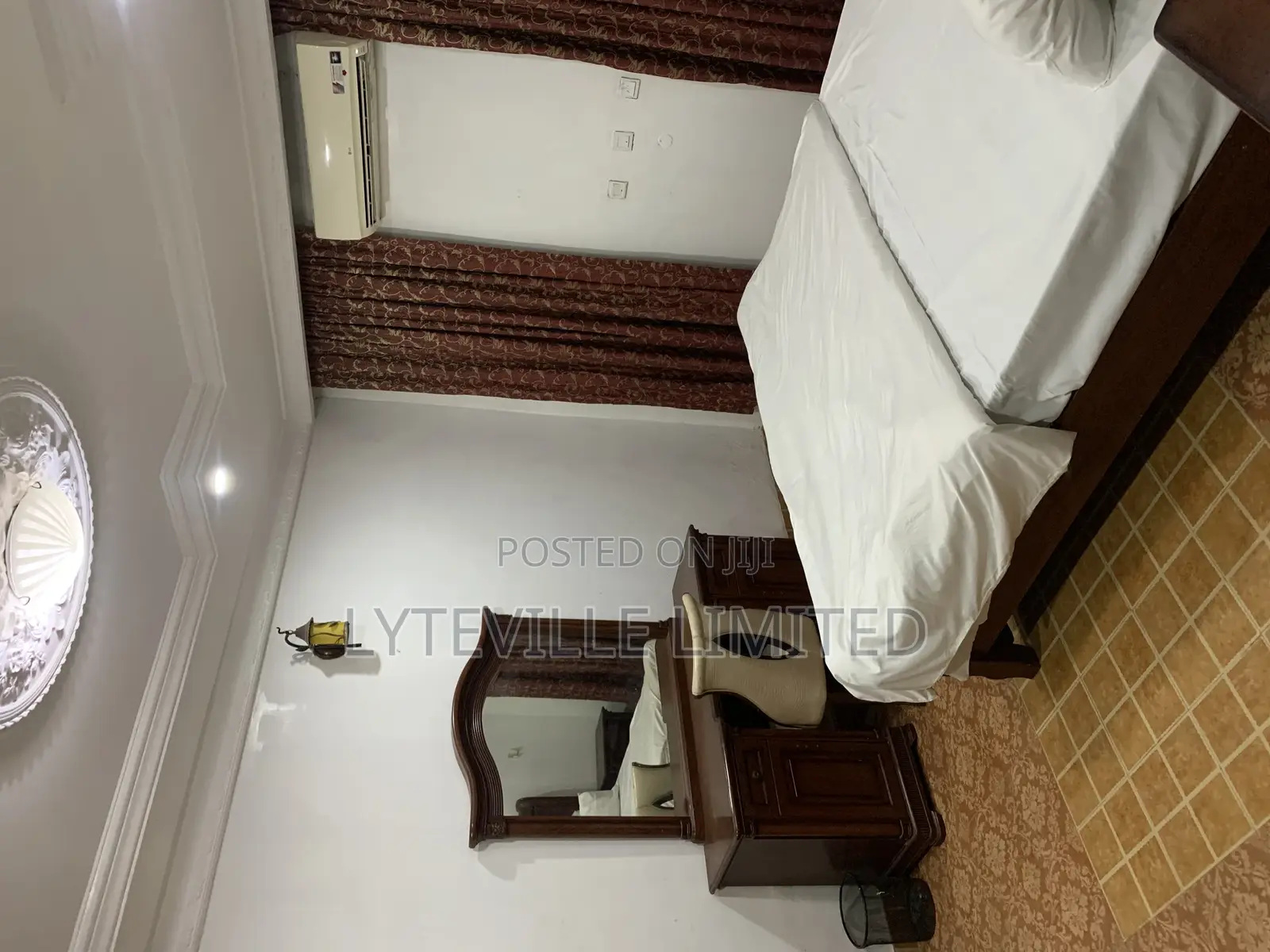 Cozy Room, Shared Duplex in Life Camp