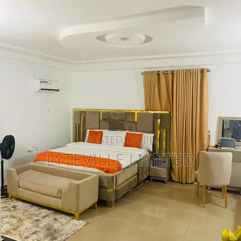 Luxurious 3-Bedroom in Wuye