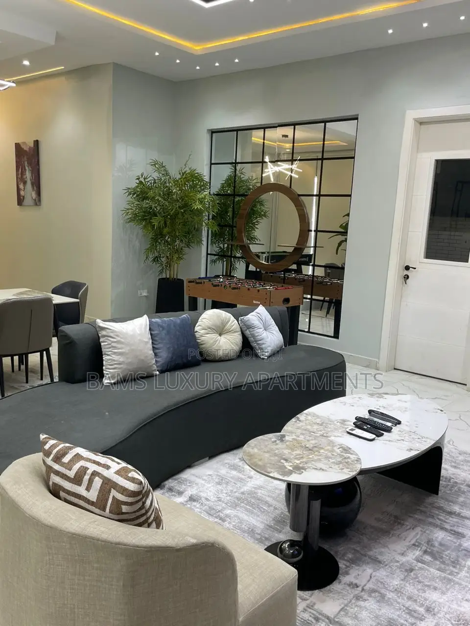Spacious 2bed Apartment With Snooker Board Soccer Table in Ikate