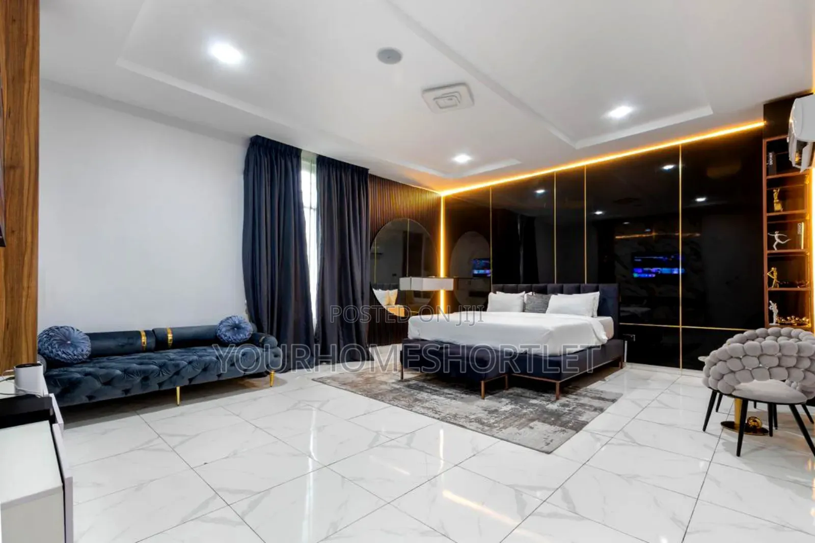 4 Bedroom Apartment With Pool and Cinema in Adeniyi Jones