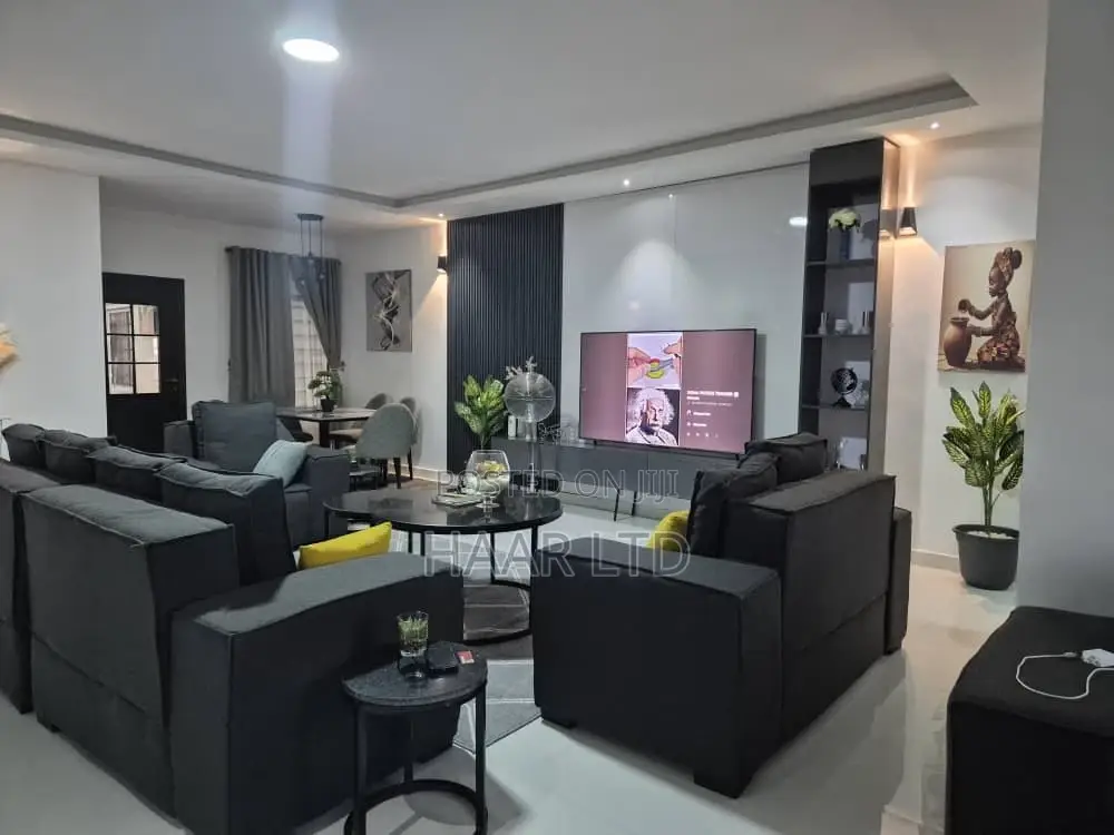 Fully Furnished Well Serviced 3 Bedroom in Lekki in Ikota