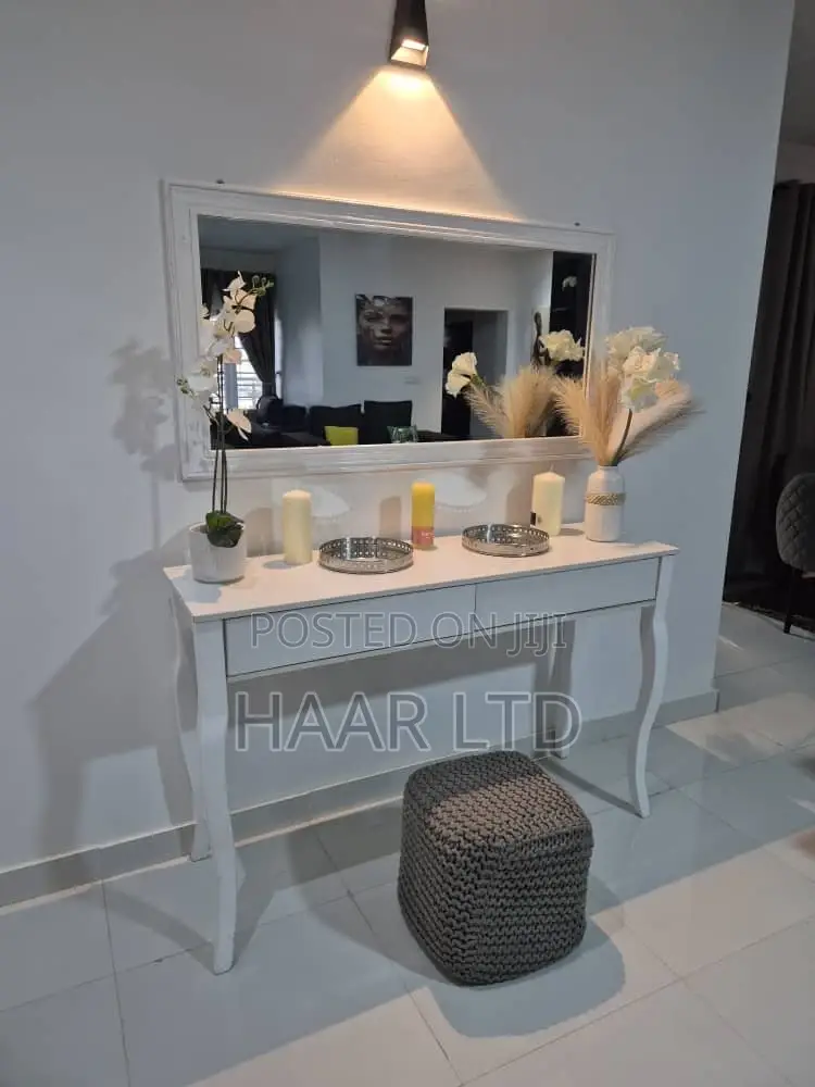 Fully Furnished Well Serviced 3 Bedroom in Lekki in Ikota