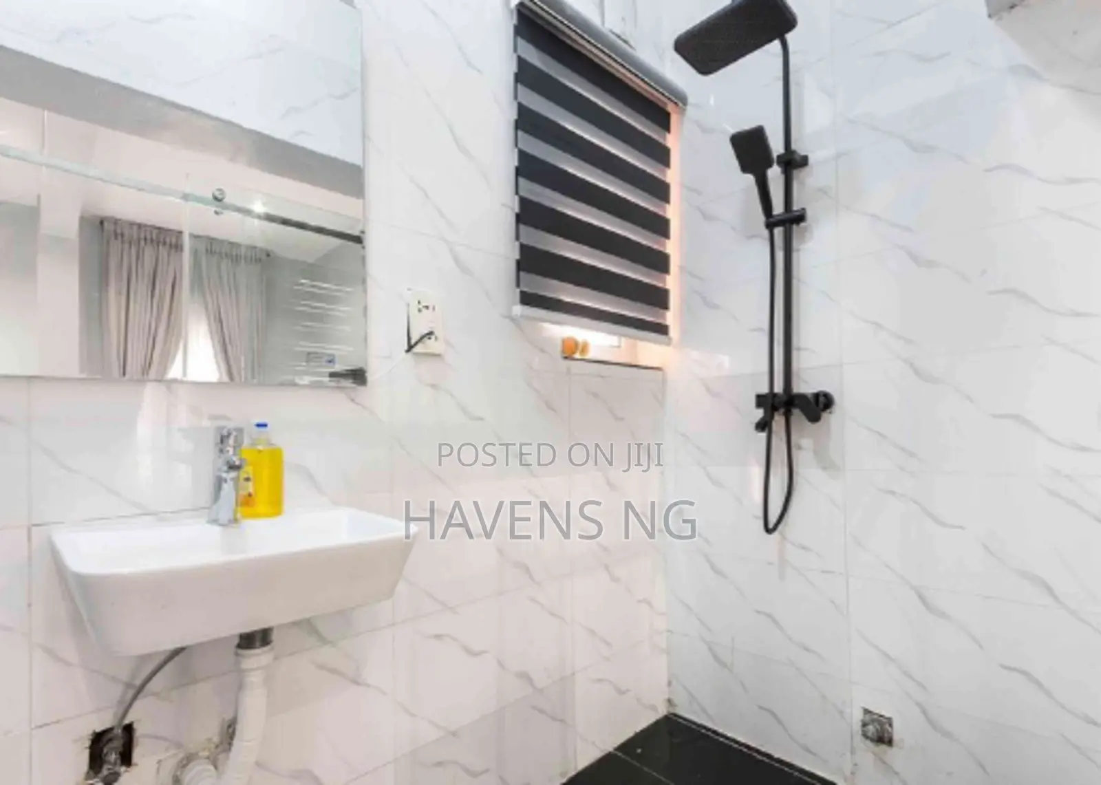 Luxury 2-Bedroom “Gray” Apartment in Ikate