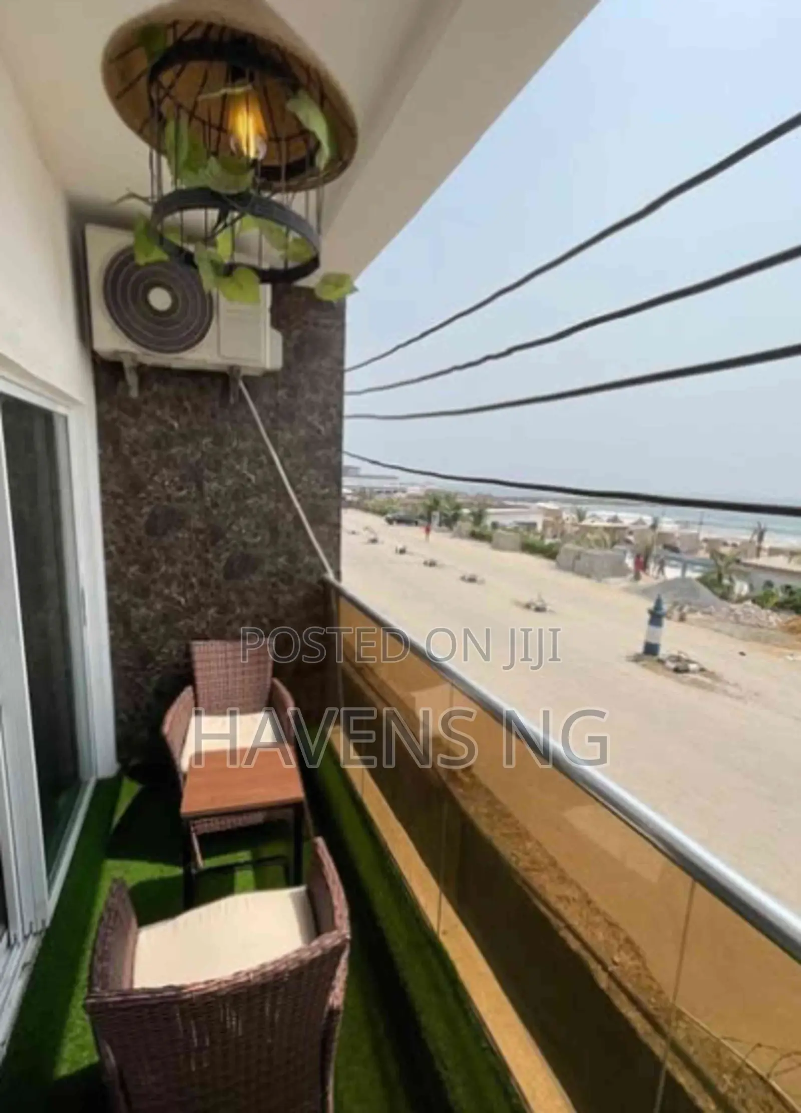 Luxury 2-Bedroom Beachfront Maisonette in Ikate-Elegushi