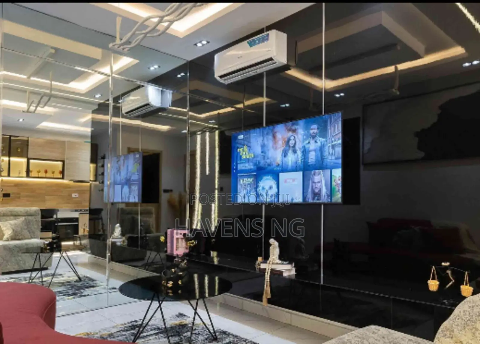 Luxury 1-Bedroom Apartment With PS5 in Ologolo