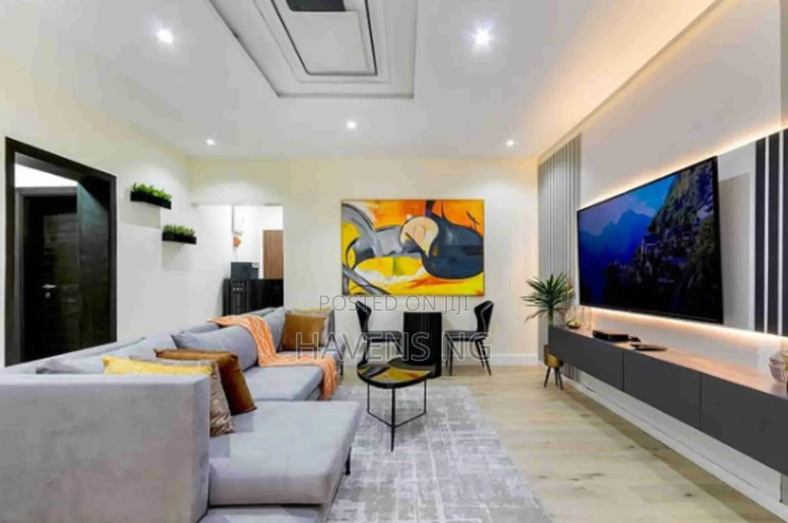 Contemporary 2-Bedroom Apartment With Top-Notch Amenities in Lekki Phase 1