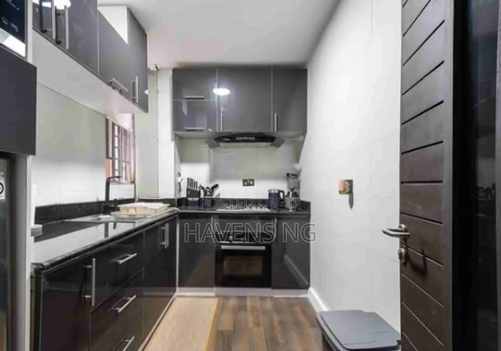 Contemporary 2-Bedroom Apartment With Top-Notch Amenities in Lekki Phase 1