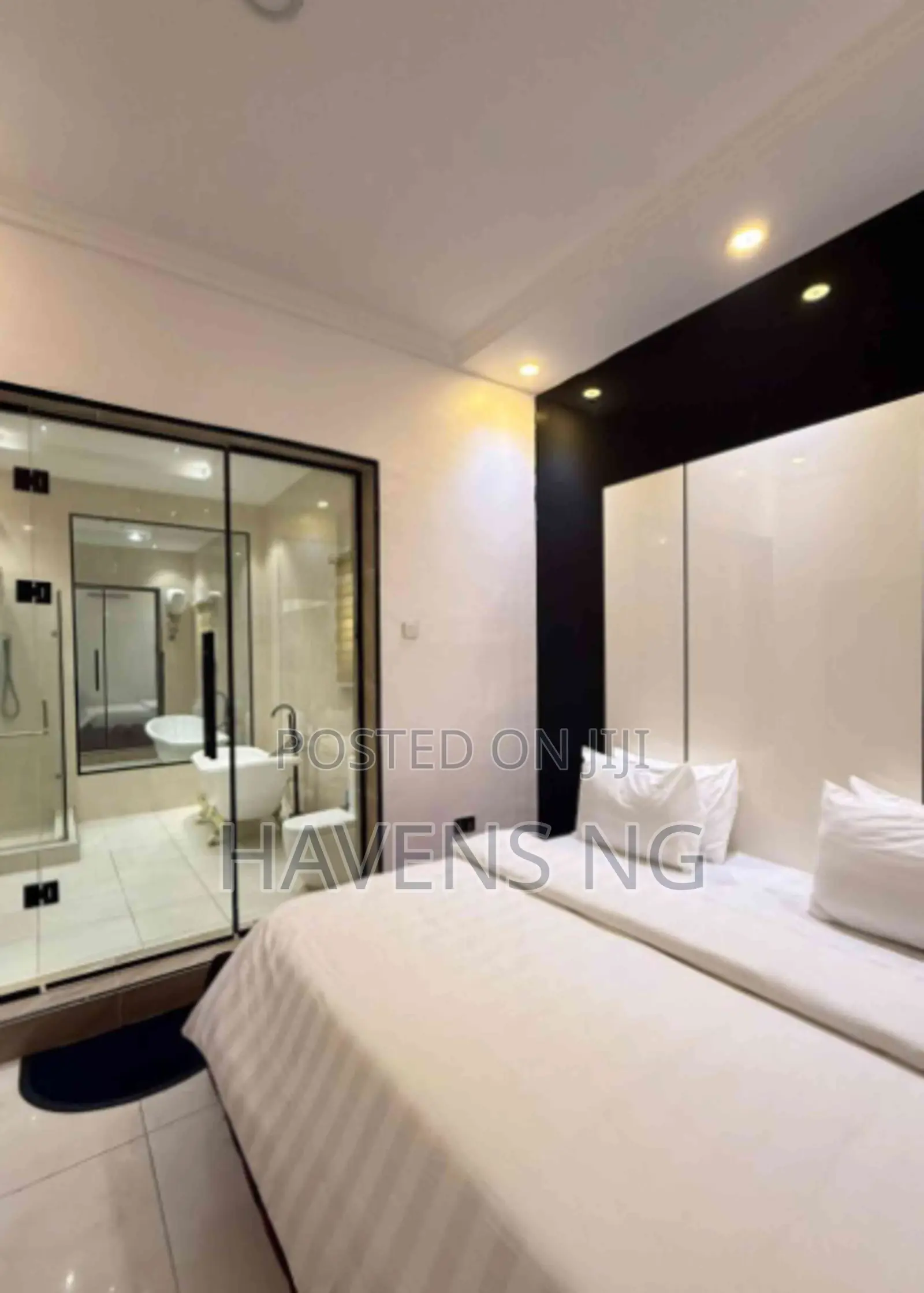 Elegant 1-Bedroom Apartment in Osapa london