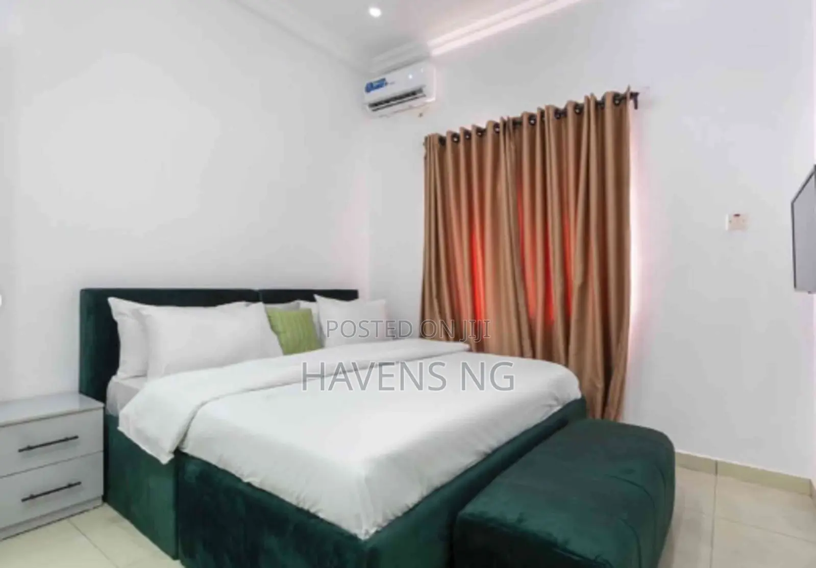 Luxurious and Cozy 3-Bedroom Apartment in Lekki Phase 1