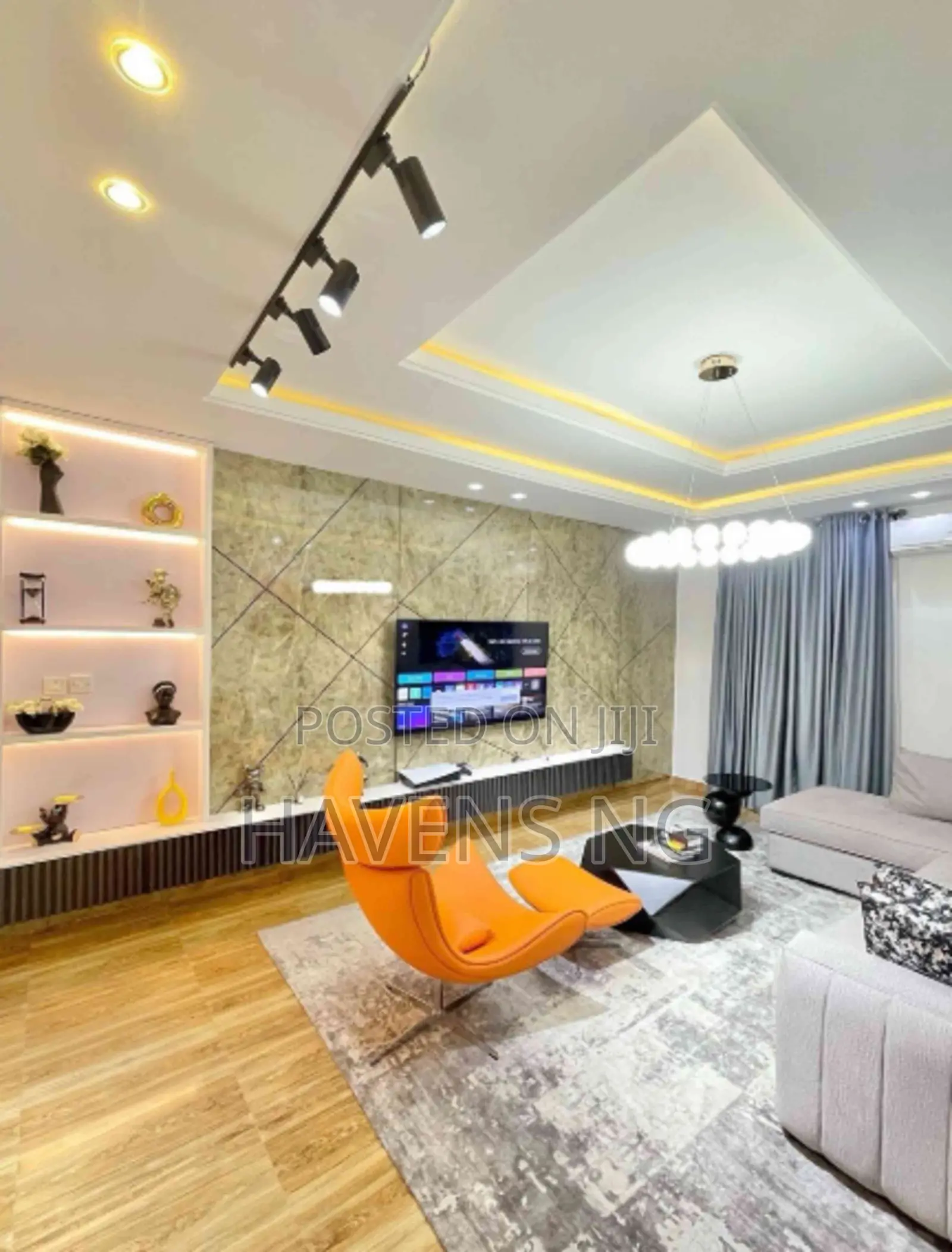 Modern 3-Bedroom Escape With PS5 in Ikate
