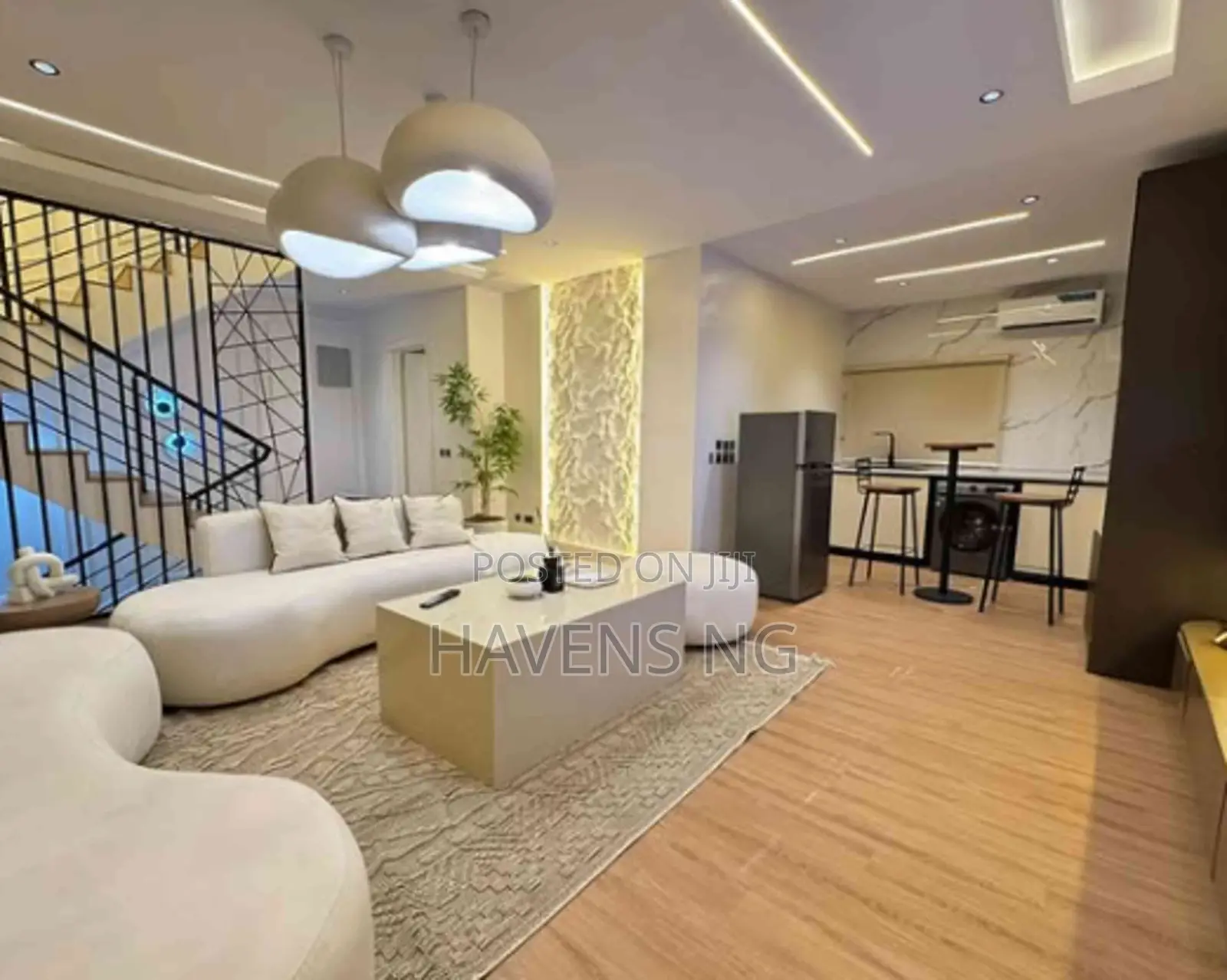 VINEYARD: Exquisite 3-Bedroom Terrace With PS5 in Ikate