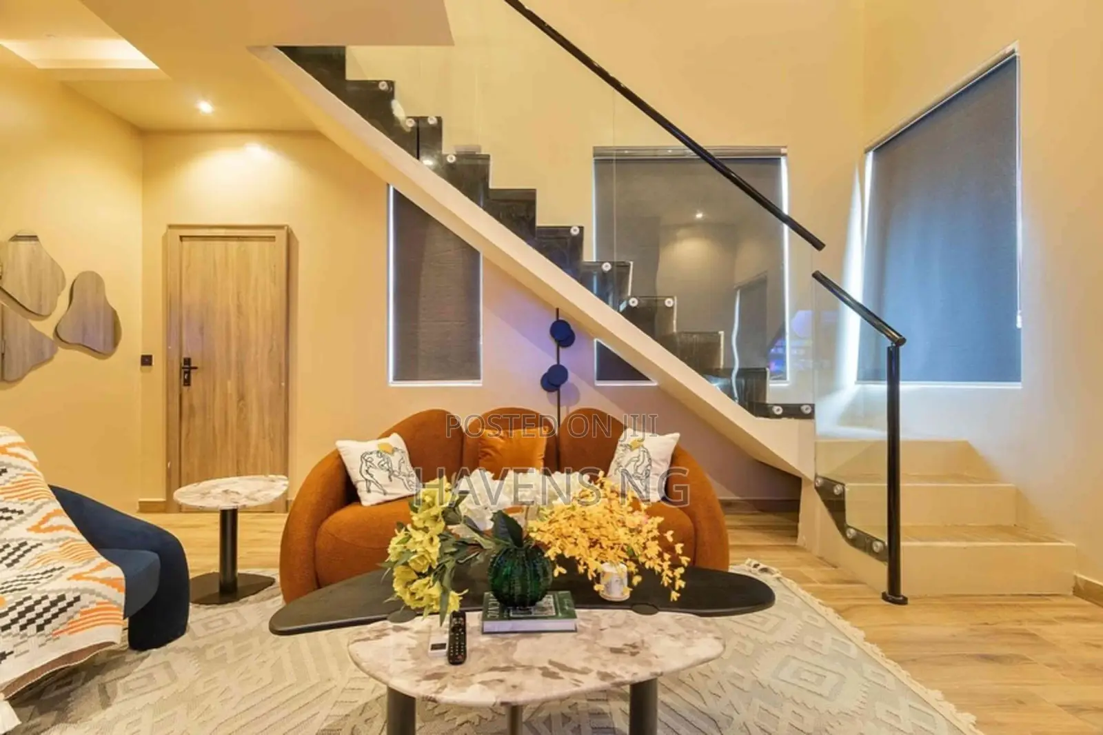 Luxurious 1-Bedroom Loft Apartment With City Views in Ikate