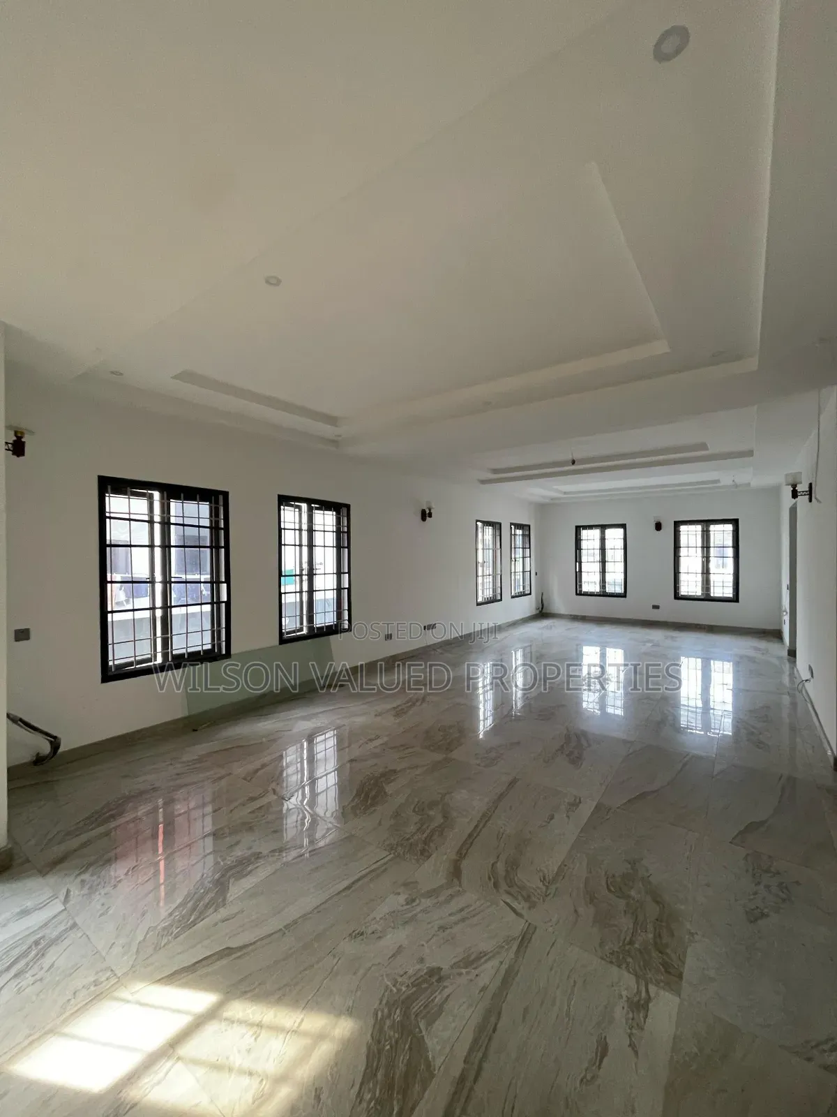 5bdrm Duplex in Lekki for sale in Lekki