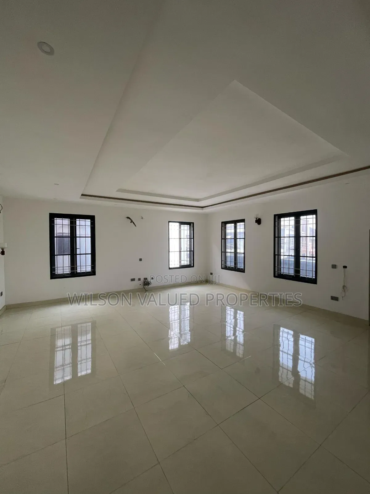 5bdrm Duplex in Lekki for sale in Lekki