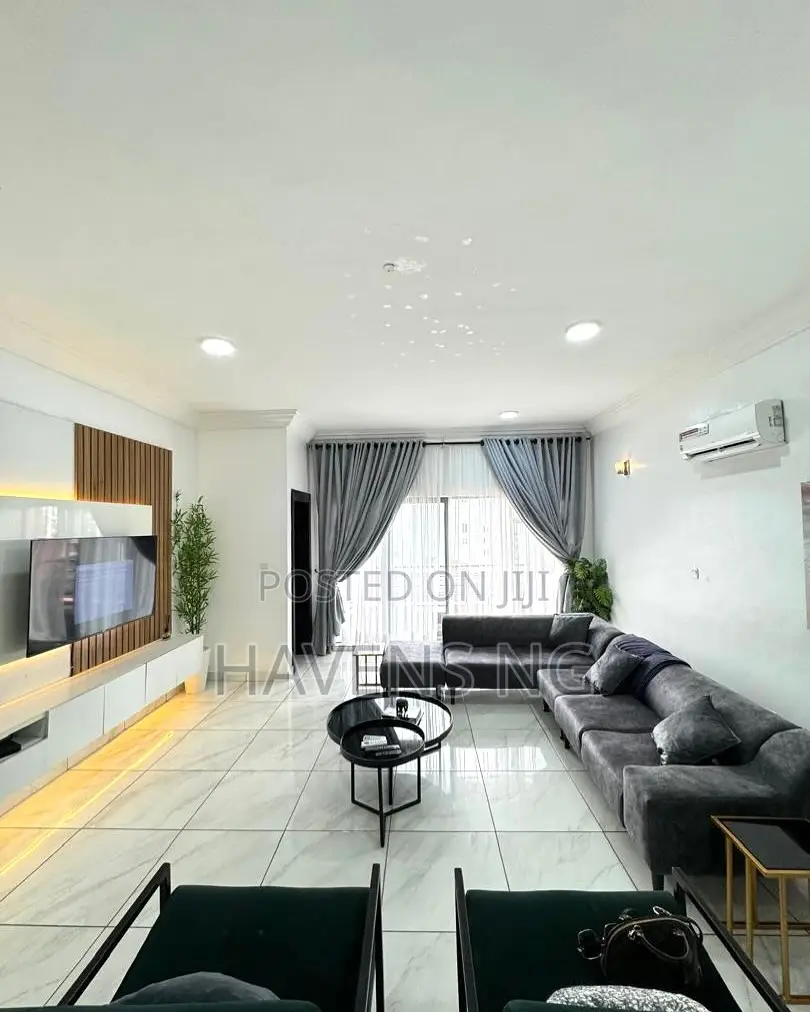 Beautiful 3-Bedroom Apartment Available for Shortlet in 1004