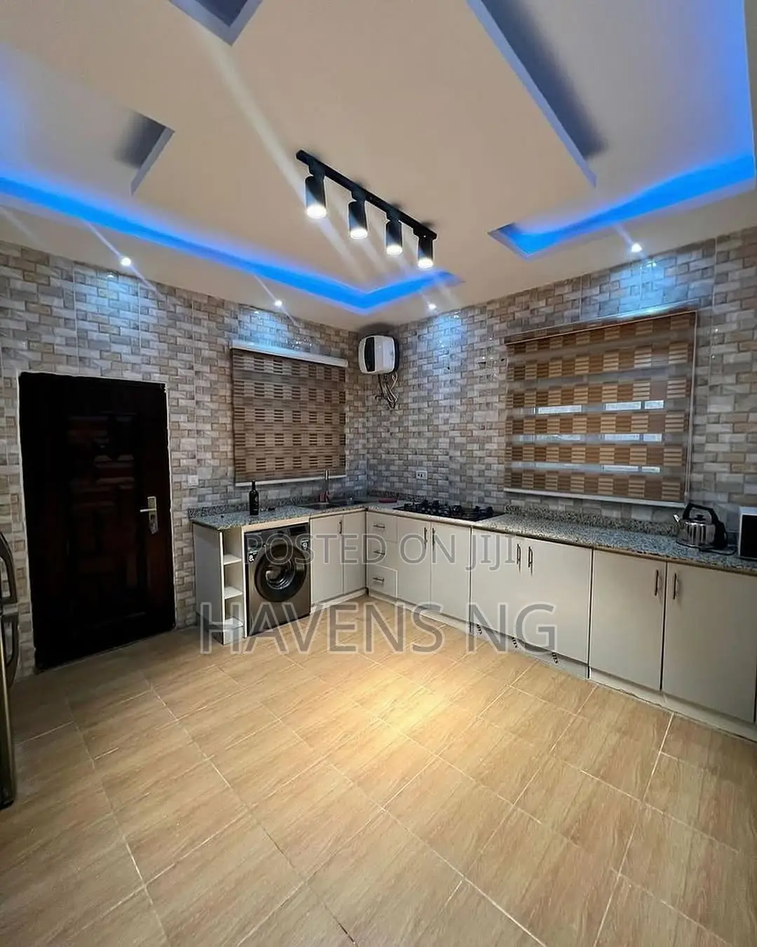Experience Luxury in This 4-Bedroom Apartment in Mabushi