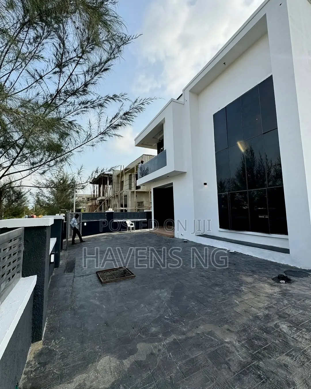 5-Bedroom Fully Detached Duplex for Sale in Ajah, Lekki in Lekki Phase 1