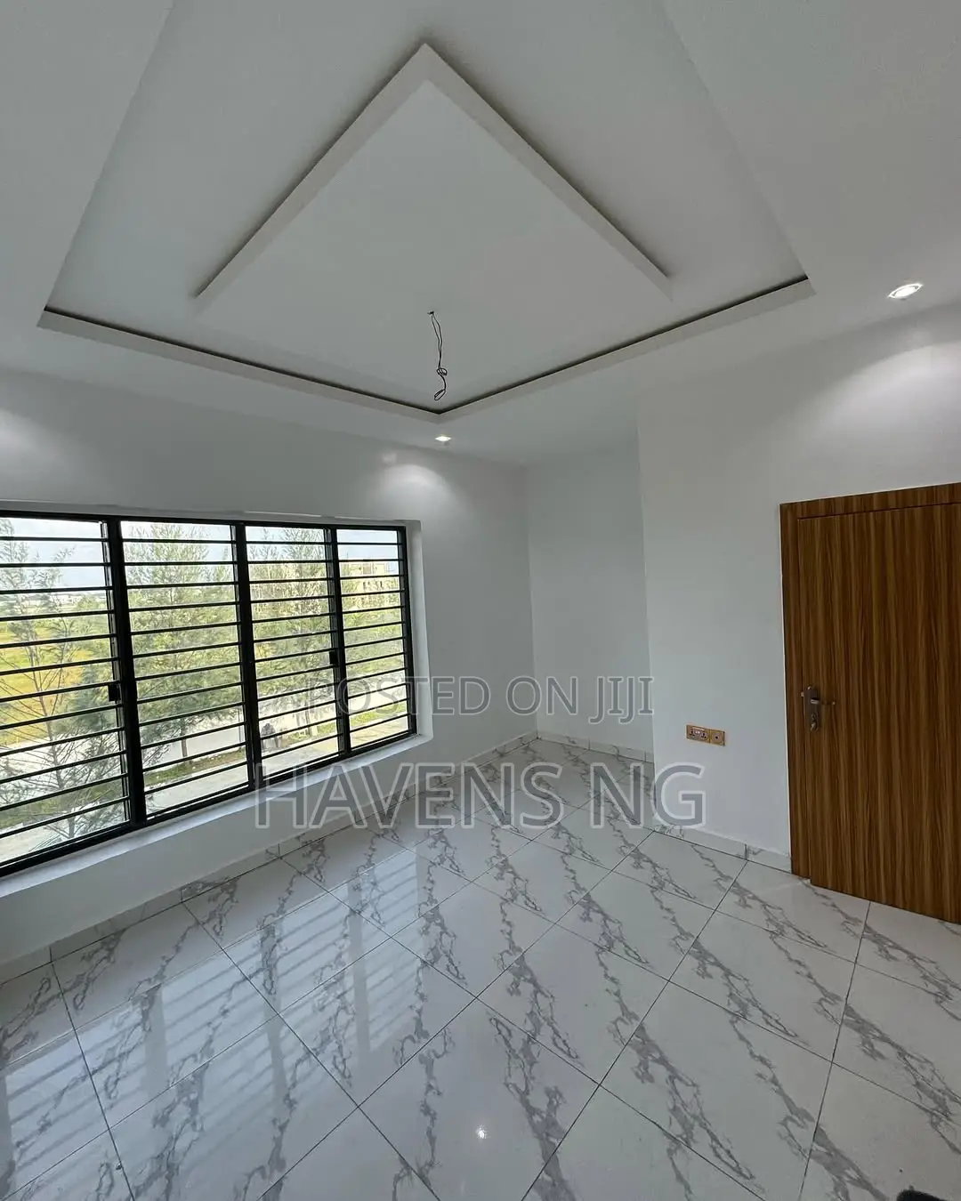 5-Bedroom Fully Detached Duplex for Sale in Ajah, Lekki in Lekki Phase 1