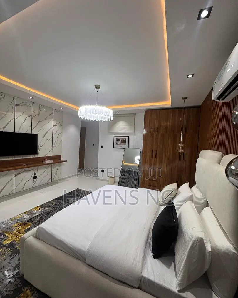 1-Bedroom Apartment in Ikoyi in Awolowo Road