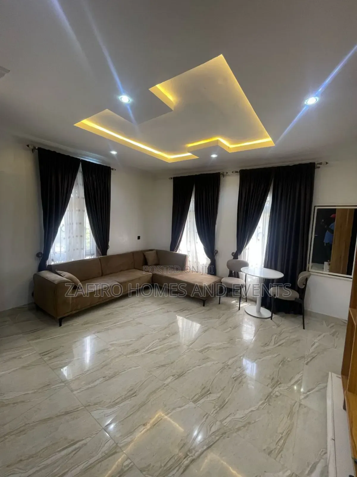 Room and Parlor Shortlet Apartment at Aree New Bodija in Ibadan