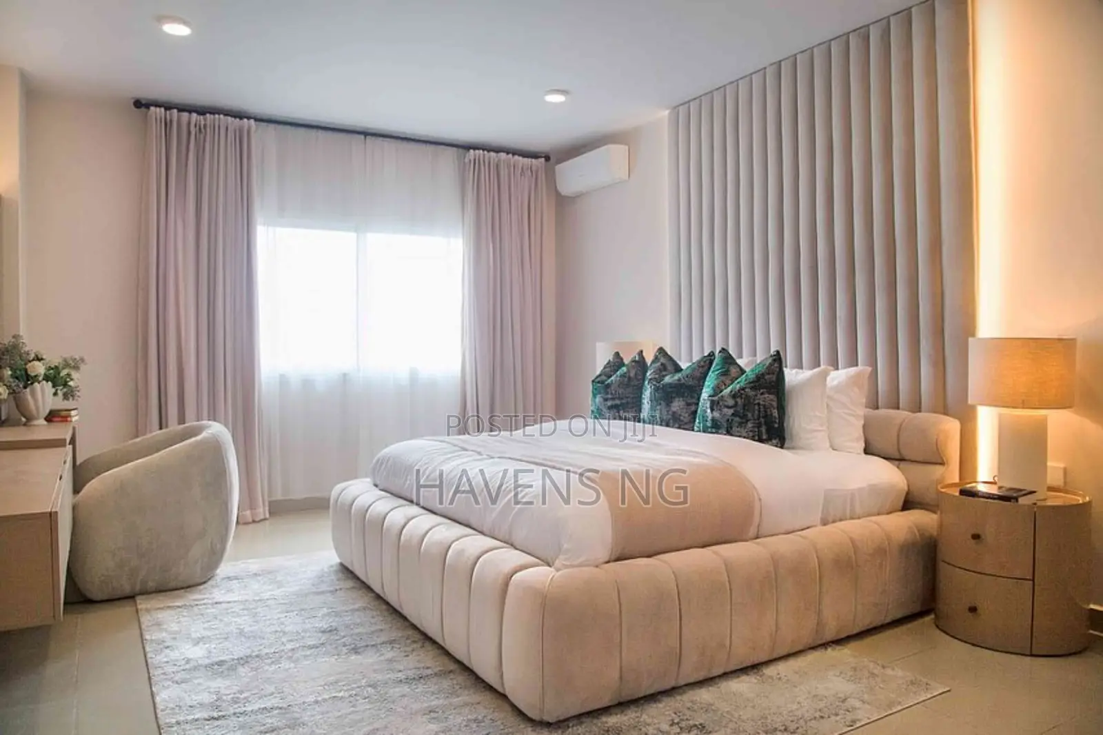 Luxury 3-Bedroom Condo in Ikoyi, Lagos in Bourdillon