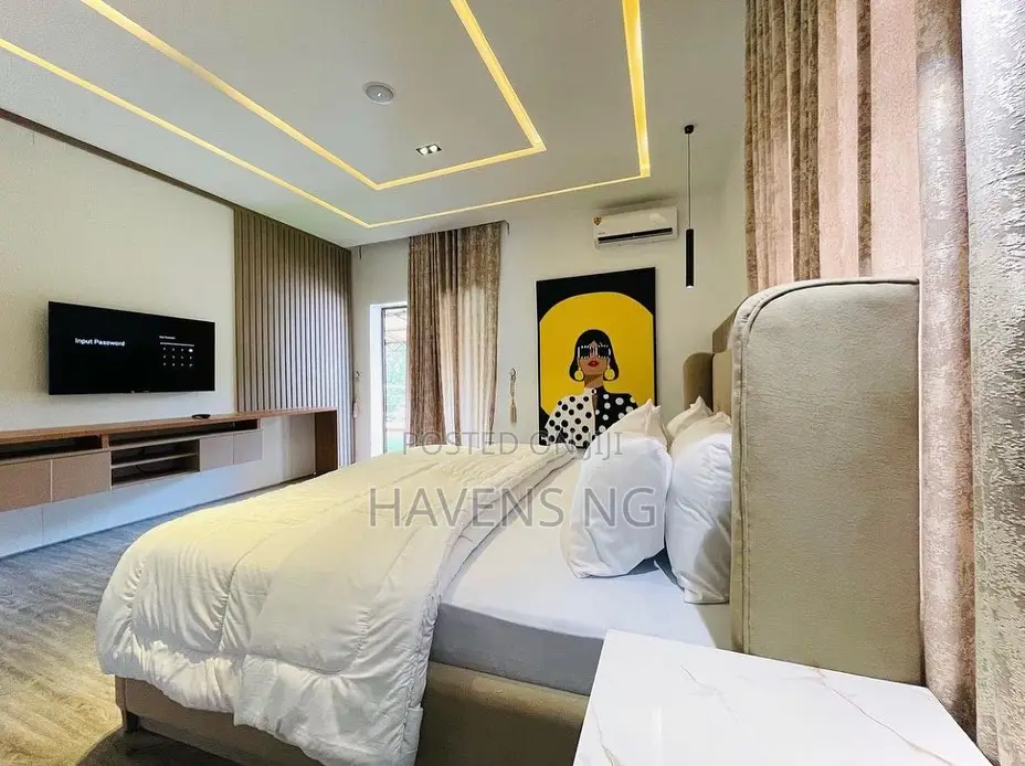 Luxurious 1-Bedroom Penthouse Condo in Maitama, Abuja in Maitama